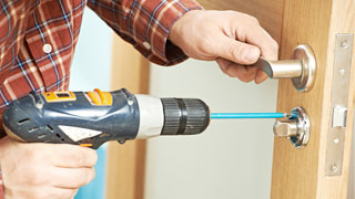 Automotive Locksmith at 91504 Burbank, California